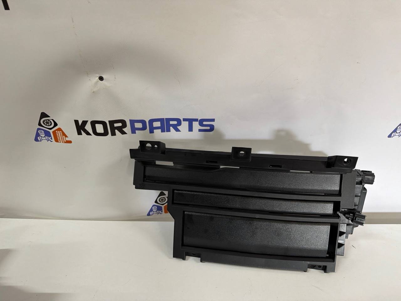AgACAgIAAxkBAAIbHmmk KIA EV6 FLAP ASSY-ACTIVE AIR UPR,LH Заслінка активного повітрозабірника верхня ліва 86980cvda0 - Зображення 1