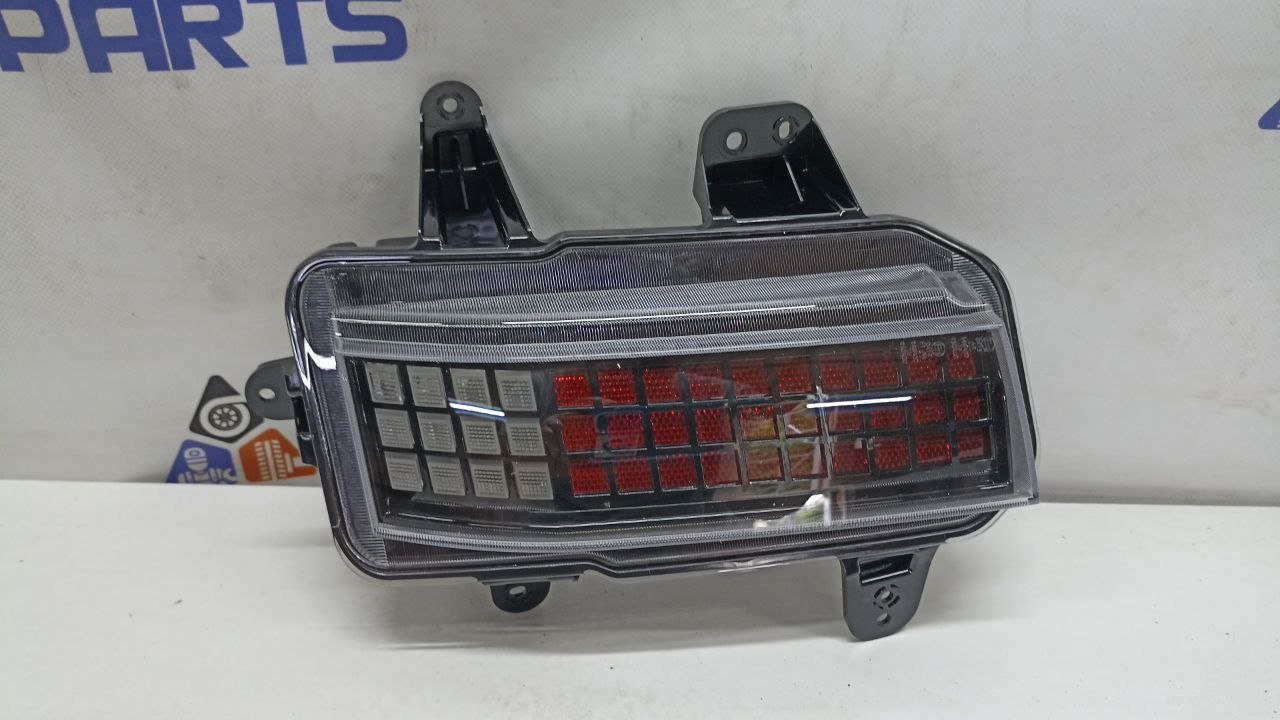 XPI6CVc9pAhRz42kqjPuixP17URPoUYc Задній протитуманний ліхтар з катафотом лівий Hyundai IONIQ 6 Rear fog lamp & reflector LH 92405kl100 - Зображення 1