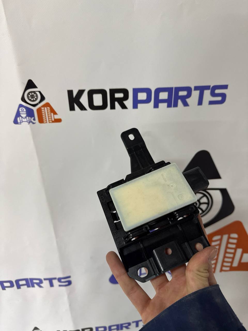 agacagiaaxkbaaibbwld KIA NIRO UNIT ASSY-REAR CORNER RADAR,LH Радар заднього кута в зборі, лівий 99140AT000 - Зображення 1