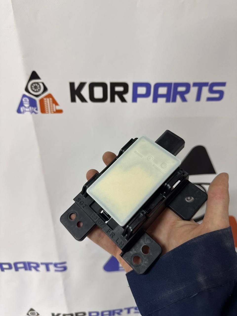 agacagiaaxkbaaibkwld KIA NIRO EV UNIT ASSY-FRONT CORNER RADAR,LH Радар переднього кута в зборі, лівий 99120AO000 - Зображення 1