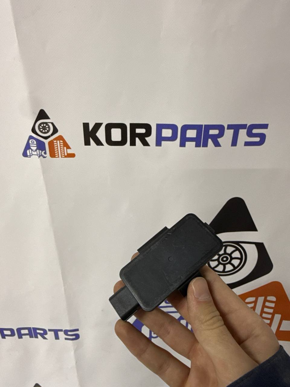agacagiaaxkbaaibnmld KIA EV6 UNIT ASSY-ULTRA WIDEBAND Вузол ультраширокосмугового зв'язку 955D0CV000 - Зображення 1
