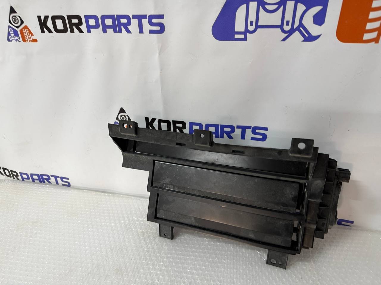 agacagiaaxkbaaietmlh KIA EV6 FLAP ASSY-ACTIVE AIR UPR,LH Заслінка активного повітрозабірника верхня ліва 86980CVAA0 - Зображення 1
