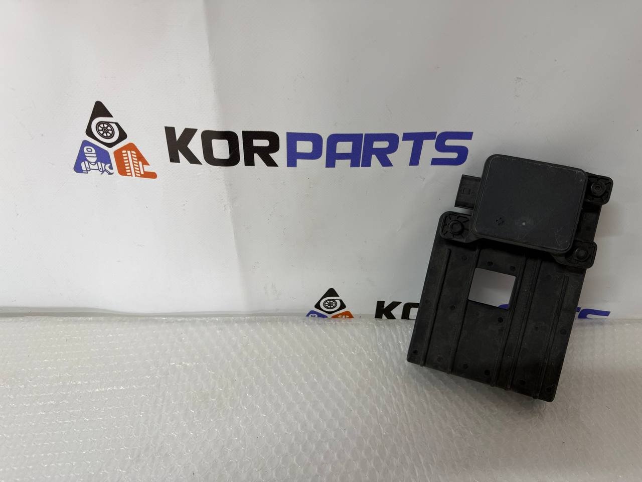 agacagiaaxkbaaiezglh Hyundai IONIQ 5 UNIT ASSY-FRONT RADAR Модуль переднього радара 99110GI000 - Зображення 1