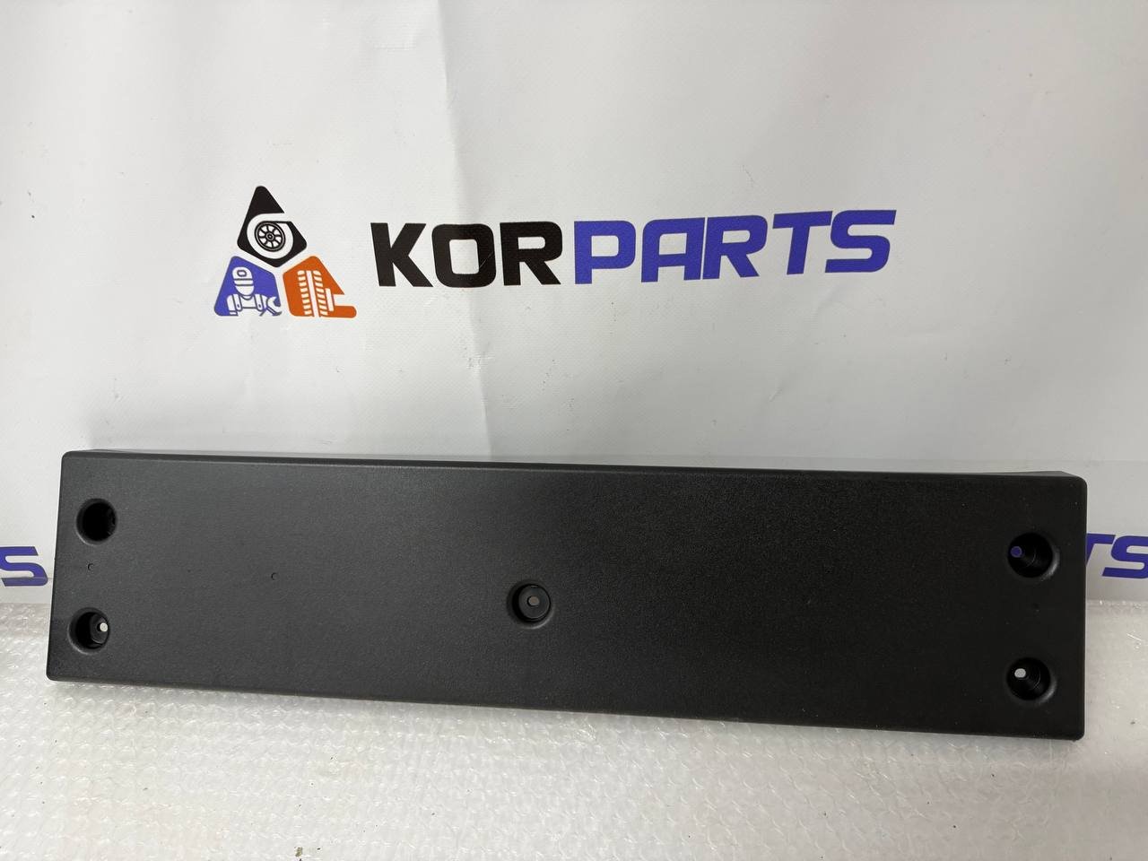 agacagiaaxkbaaihzwlk Hyundai IONIQ 5 MOULDING-FRT BPR LICENSE PLATE Молдинг переднього бампера під номерний знак 86529GICA0CA - Зображення 1