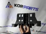 Genesis GV60 BRACKET-FR BUMPER SUPT UPR CTR,RH Кронштейн підтримки верхній центральний переднього бампера, правий 865B2CU000