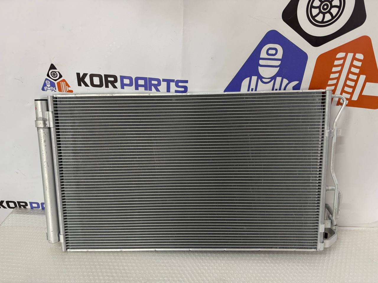 agacagiaaxkbaaiqo2ls-1 Конденсатор кондиціонера Hyundai Kona 97606Q5700 - Зображення 1