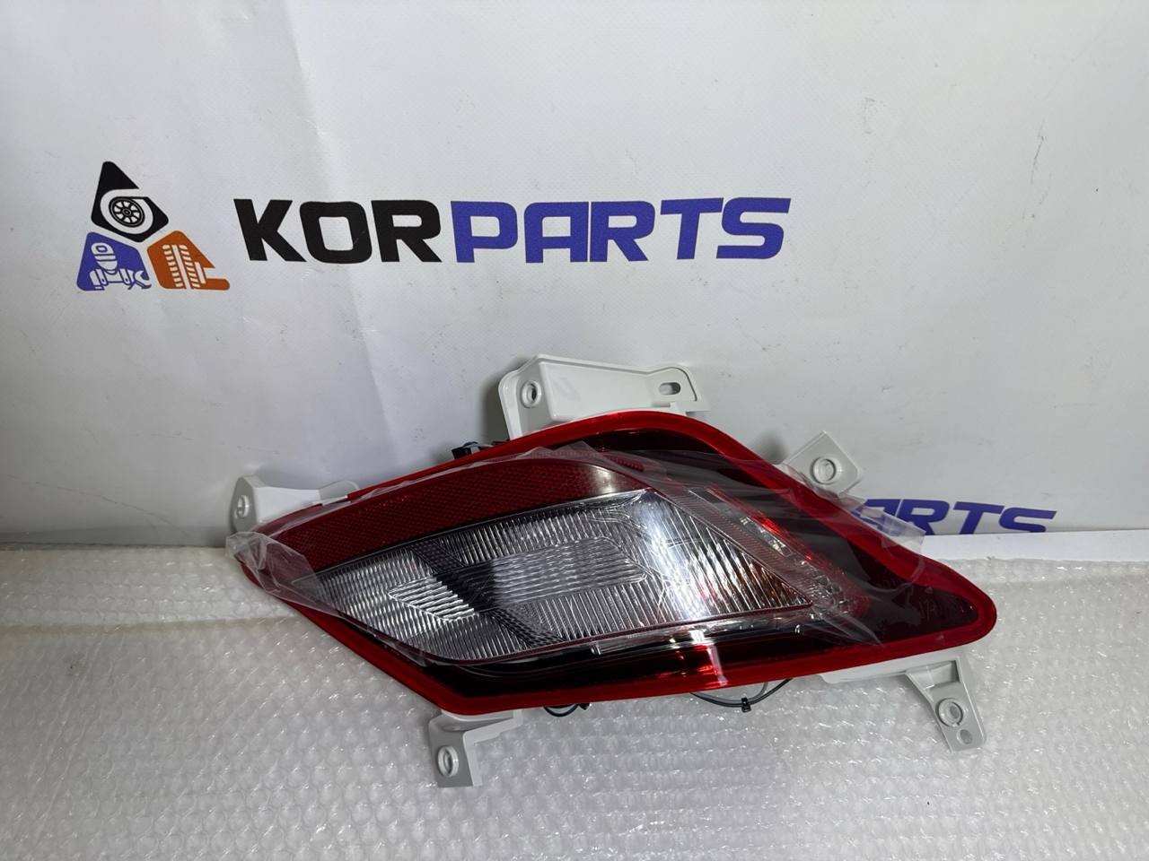 agacagiaaxkbaaiqo2ls Hyundai TUCSON LAMP ASSY-SIDE T/SIG & REAR,RH Ліхтар задній правий (з покажчиком повороту) 92406N9500 - Зображення 1