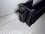 Hyundai IONIQ 5 N FLAP ASSY-ACTIVE AIR UPR,LH Заслінка активного повітрозабірника верхня ліва 86980NI000 - Зображення 3