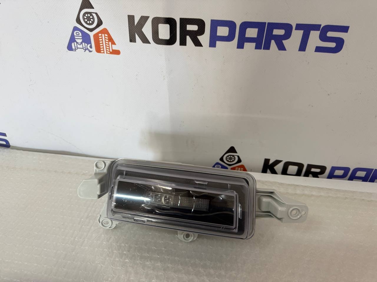 agacagiaaxkbaairhwlt Hyundai Santa Fe MX5 LAMP ASSY-BACK UP,RH Ліхтар заднього ходу в зборі, правий 924A4P6100 - Зображення 1