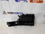 Genesis GV70 EV MOULDING-FRONT BUMPER,LH Молдинг переднього бампера, лівий 86595ds000 - Зображення 6