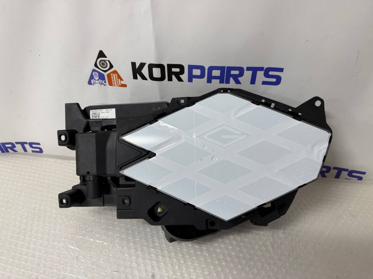 agacagiaaxkbaaizawmy Genesis GV70 EV MODULE ASSY-CHARGE DR,LH Модуль лючка зарядки лівий 863C0DS000 - Зображення 1
