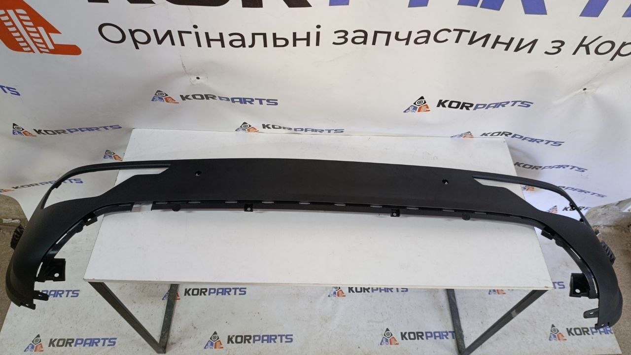 g0xmqfisnqg70zzmxhf1uu2qmynbaiyn KIA NIRO EV COVER-RR BUMPER,LWR Накладка заднього бампера, нижній 86650ao020bkl - Зображення 1