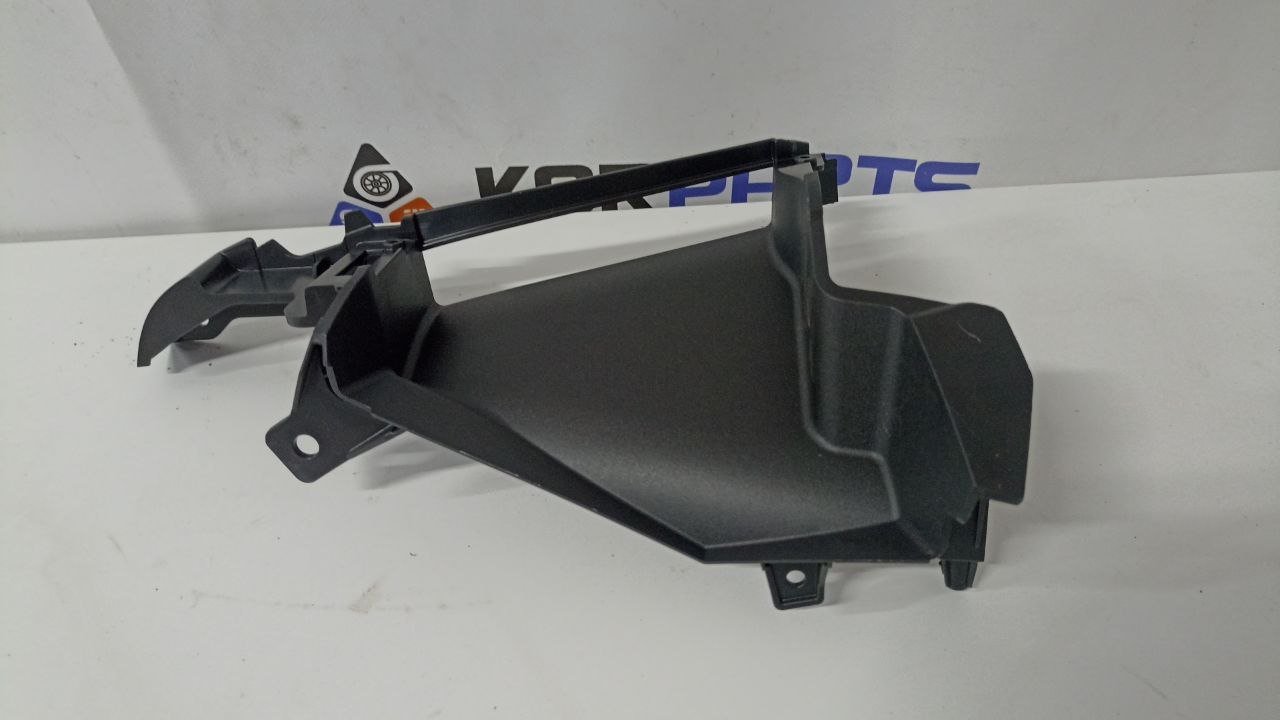 tfRnQVurMqhi3SJPEGLxkxWwpbf6InU6 Накінечник повітроводу правий Genesis GV70 EV Air duct end piece Right 86546ds000 - Зображення 1