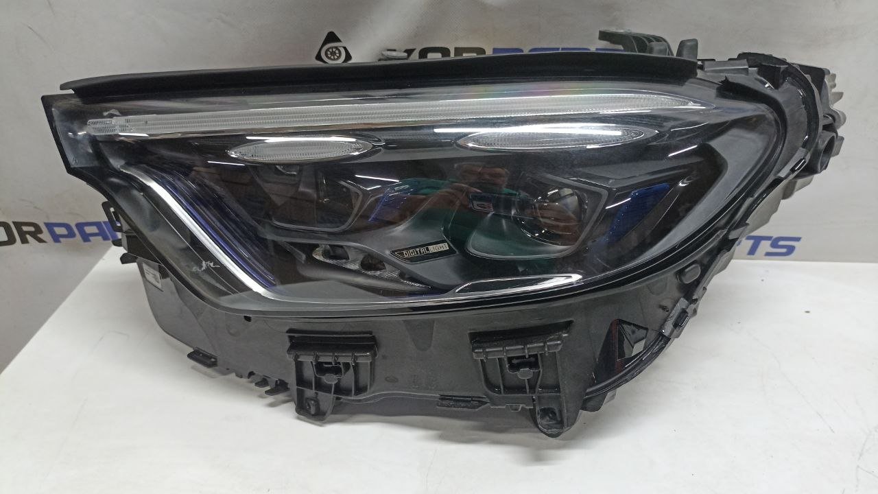 ftssryxgobfbteforuds1rdj5xfexu7l Світлодіодна фара ліва Mercedes-Benz GLC X254 LED Headlight Left A2549066702 - Зображення 1