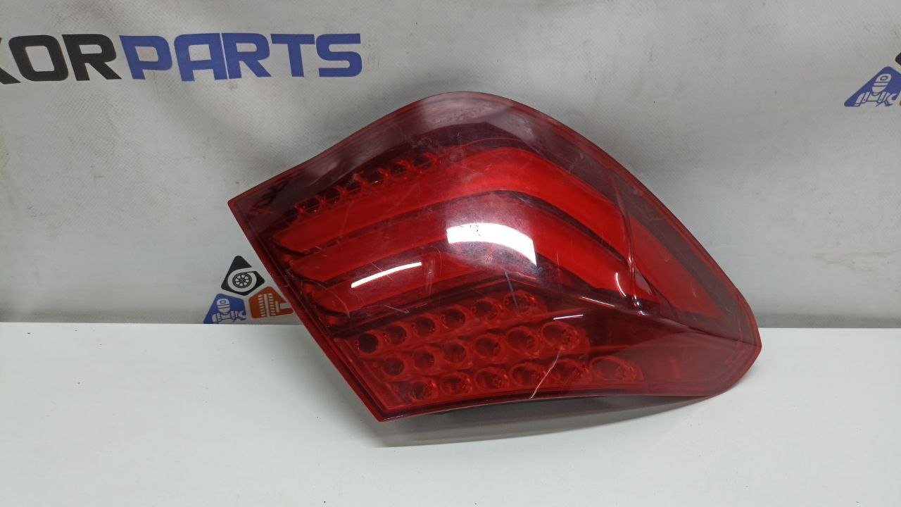 ixr7thttt8ytsqkxpskxqmd5ohdec9mu BMW 7 Series (F01/F02 LCI, 2012–2015) ліхтар задній зовнішній лівий 7300267 - Зображення 1