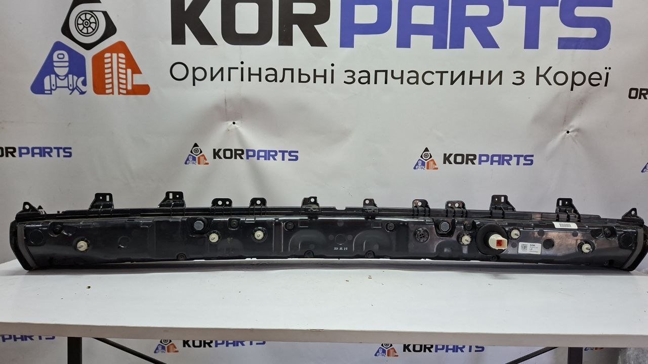 lirlyihihyc5c93jahdqzrgjbpdmro2q Hyundai IONIQ 6 Ліхтар задній комбінований центральний 92403KL000 - Зображення 1