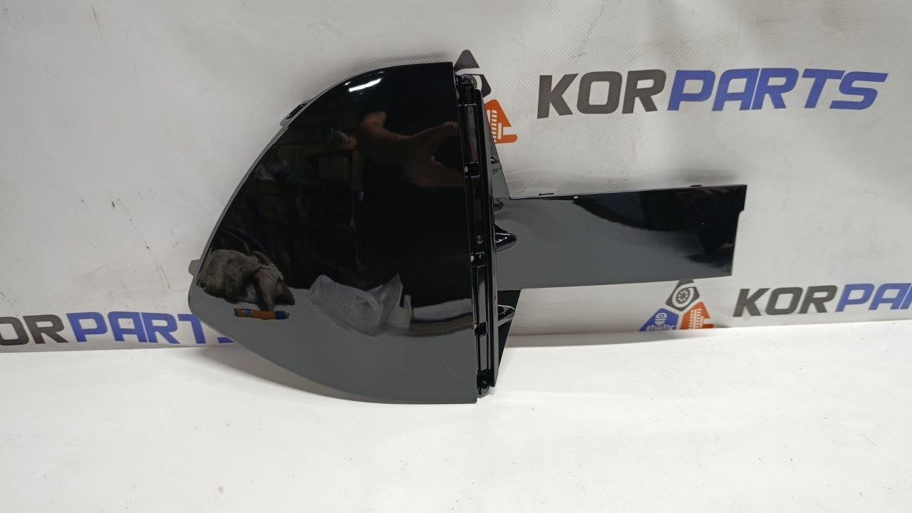 4rjpjwflidxl7usyd1bl1farhm3nxgdd Повітропровід (накладка) переднього бампера Hyundai IONIQ 6 Front Bumper Air Duct 86542KL000 - Зображення 1