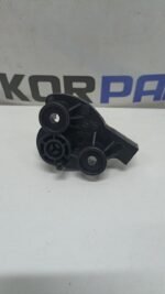 Кронштейн ручки відкривання капота (основа механізму) !!! !!! BASE ASSY-HOOD LATCH REL 81180G2000 - Зображення 2