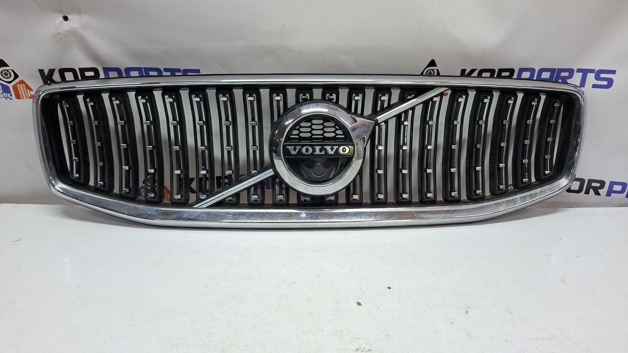 cltReqeEJ4txyh17qLYFgnf5LwTRZmUp Решітка радіатора (під камеру) Volvo Radiator grille (with camera provision) UNKN-20260624-113443 - Зображення 1
