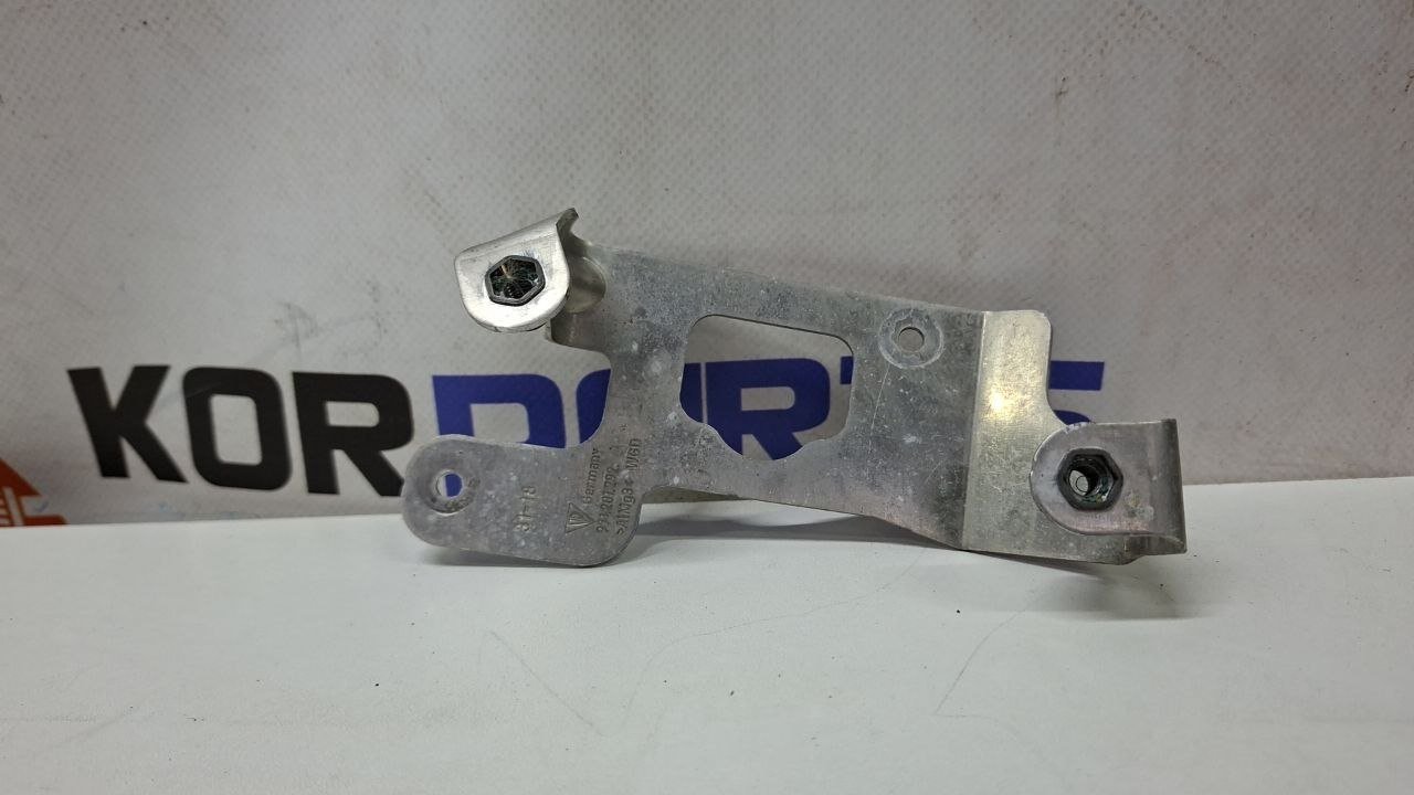 6rbk1nypM9XyoDaxqxAMXY3t0cvhR1zA Porsche Panamera (971, 2017–2023) Кронштейн паливної системи 971201292 - Зображення 1