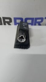 Ліхтар освітлення номерного знака в зборі, правий LAMP ASSY-LICENSE PLATE,RH 92502F6000 (БУ 1) - Зображення 2