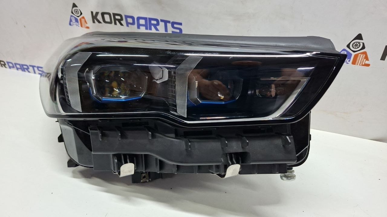 YfMrQZGVDI76rSTh7sludiBJ10wfoRgt Світлодіодна фара права BMW 5 Series G60 Adaptive LED Headlight Right 5A798D208 | Б/В - Зображення 1